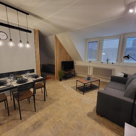 Bohemi Apartman Мошонмадьяровар Экстерьер фото